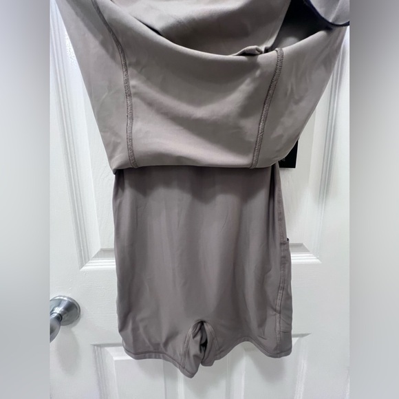 Abercrombie YPB sculptLUX Mini Dress - Picture 5 of 8